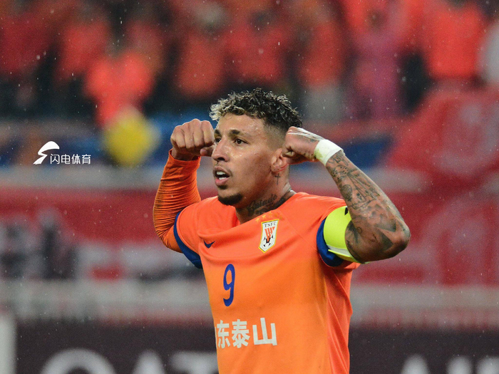 中超第二轮战报：蓉城登顶泰山绝杀国安积分榜