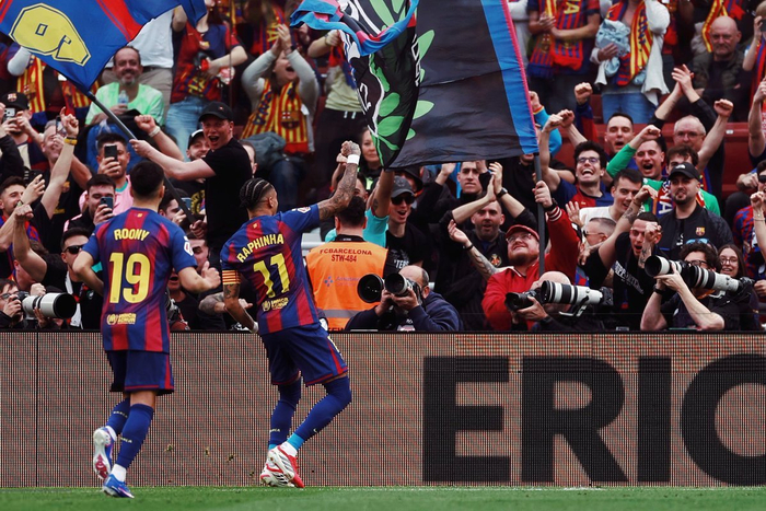 巴萨客场力克塞维利亚 登贝莱梅开二度助球队逆