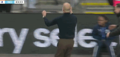 曼城力克阿森纳夺冠 瓜帅激动庆祝创纪录