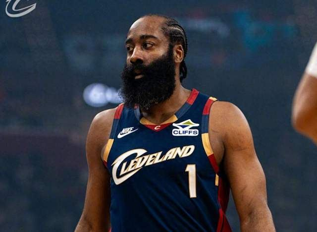 斯特鲁斯复出爆发率队大胜热火 骁勇表现或锁定