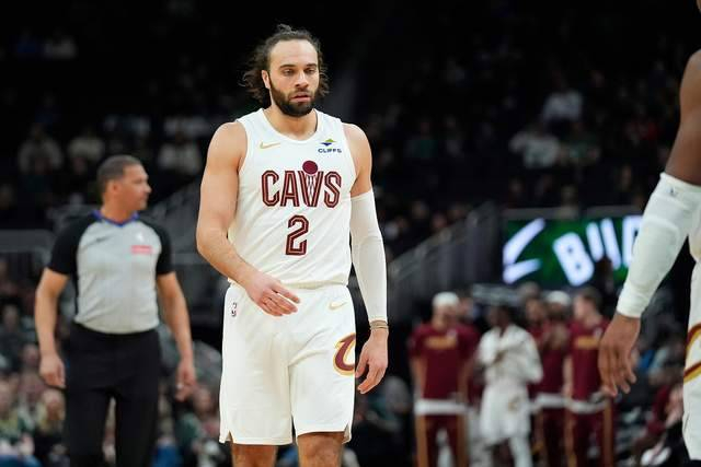 斯特鲁斯复出爆发率队大胜热火 骁勇表现或锁定