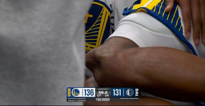 穆迪重伤倒地引唏嘘，利文斯顿伤情回顾显坚韧