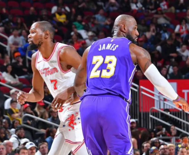 NBA常规赛收官：巨星交易潮与季后赛格局重塑