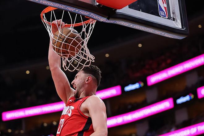 火箭8连胜终结76人连胜 前锋申京状态低迷成关键