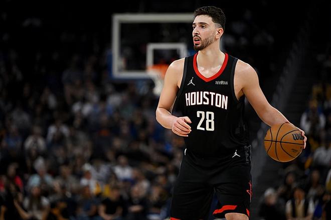 火箭8连胜终结76人连胜 前锋申京状态低迷成关键